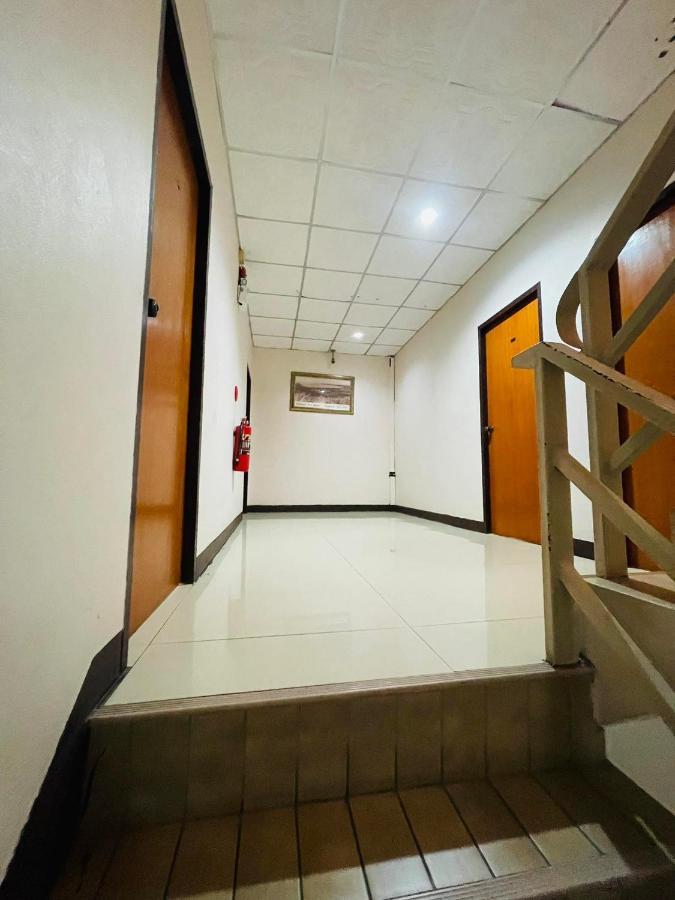 Br-Guesthouse Pattaya Ngoại thất bức ảnh