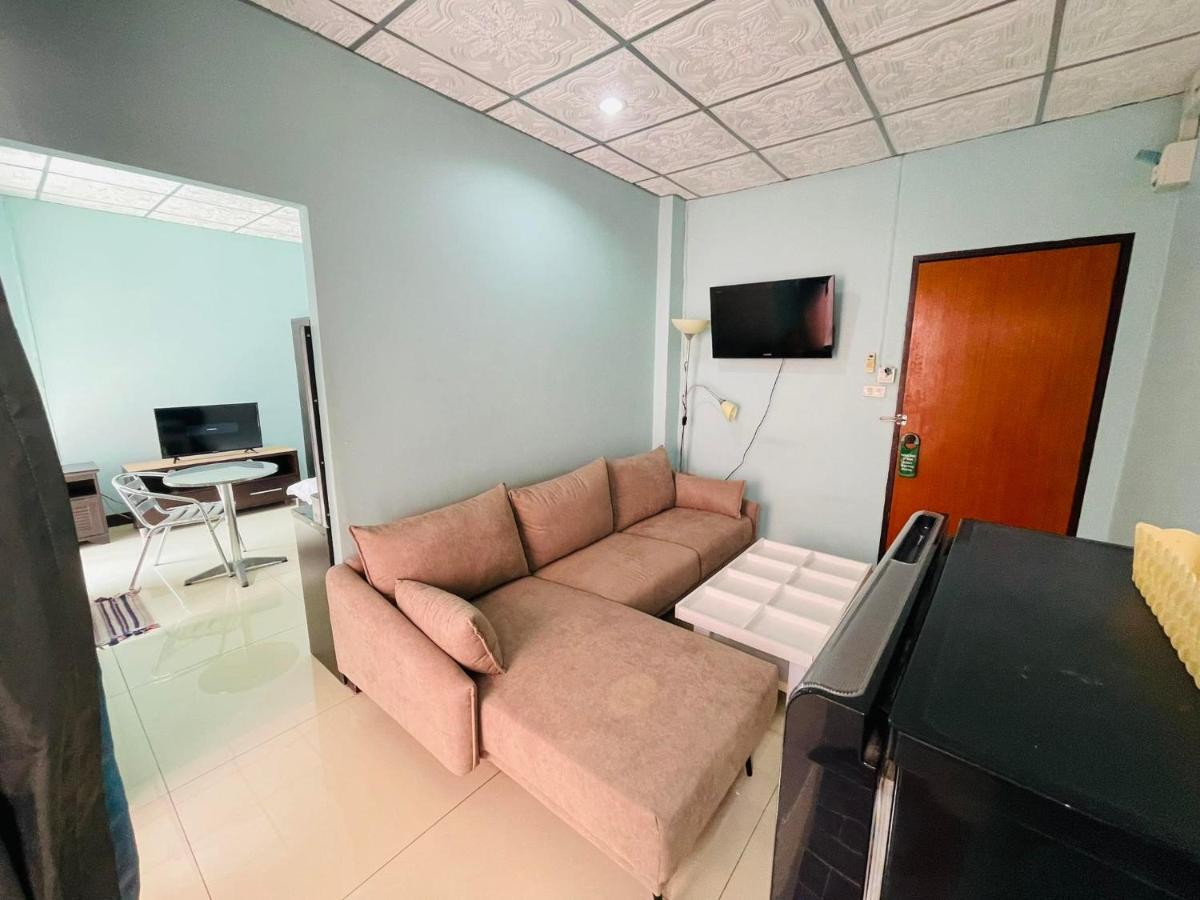 Br-Guesthouse Pattaya Ngoại thất bức ảnh