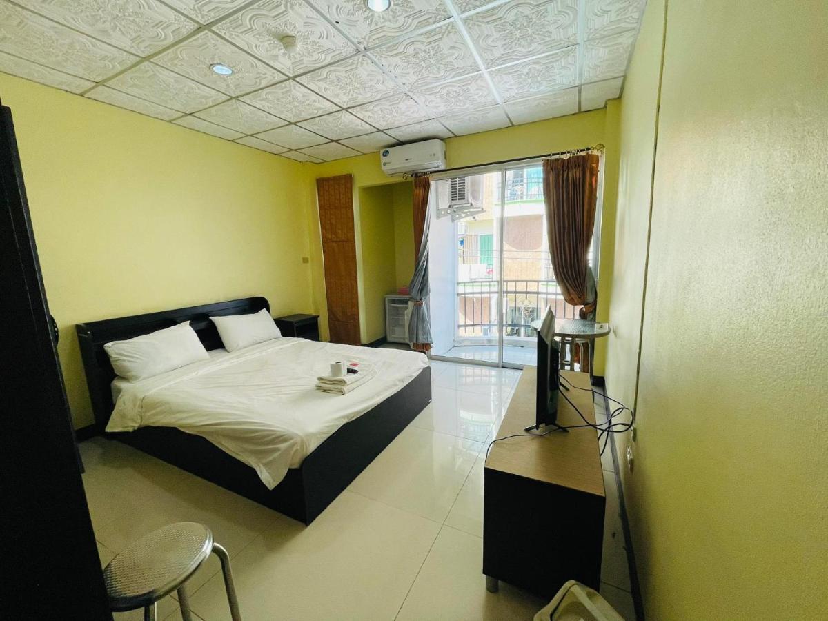 Br-Guesthouse Pattaya Ngoại thất bức ảnh