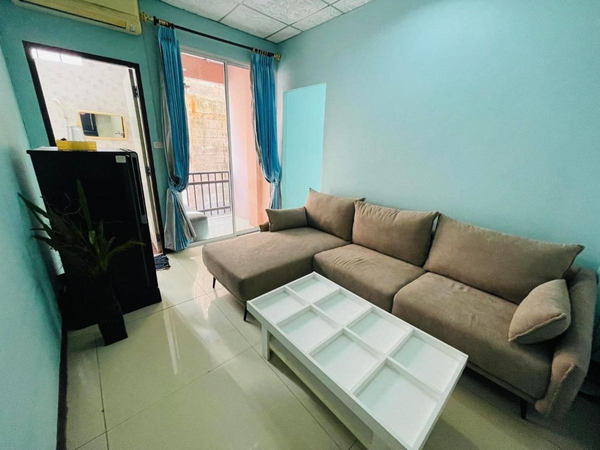 Br-Guesthouse Pattaya Ngoại thất bức ảnh