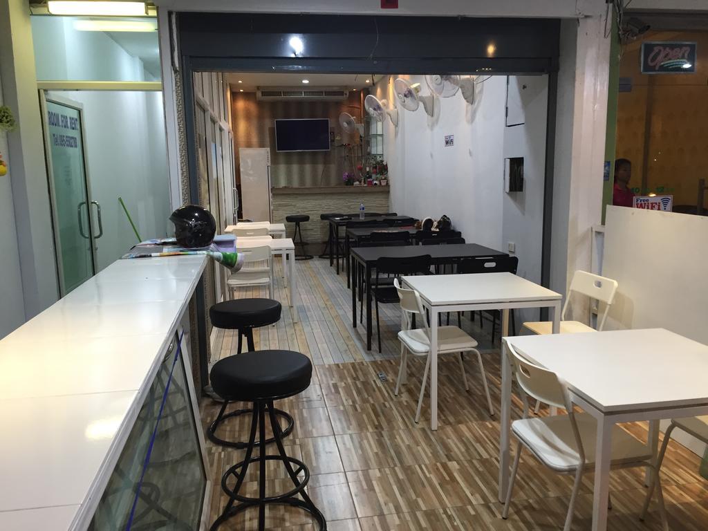 Br-Guesthouse Pattaya Ngoại thất bức ảnh