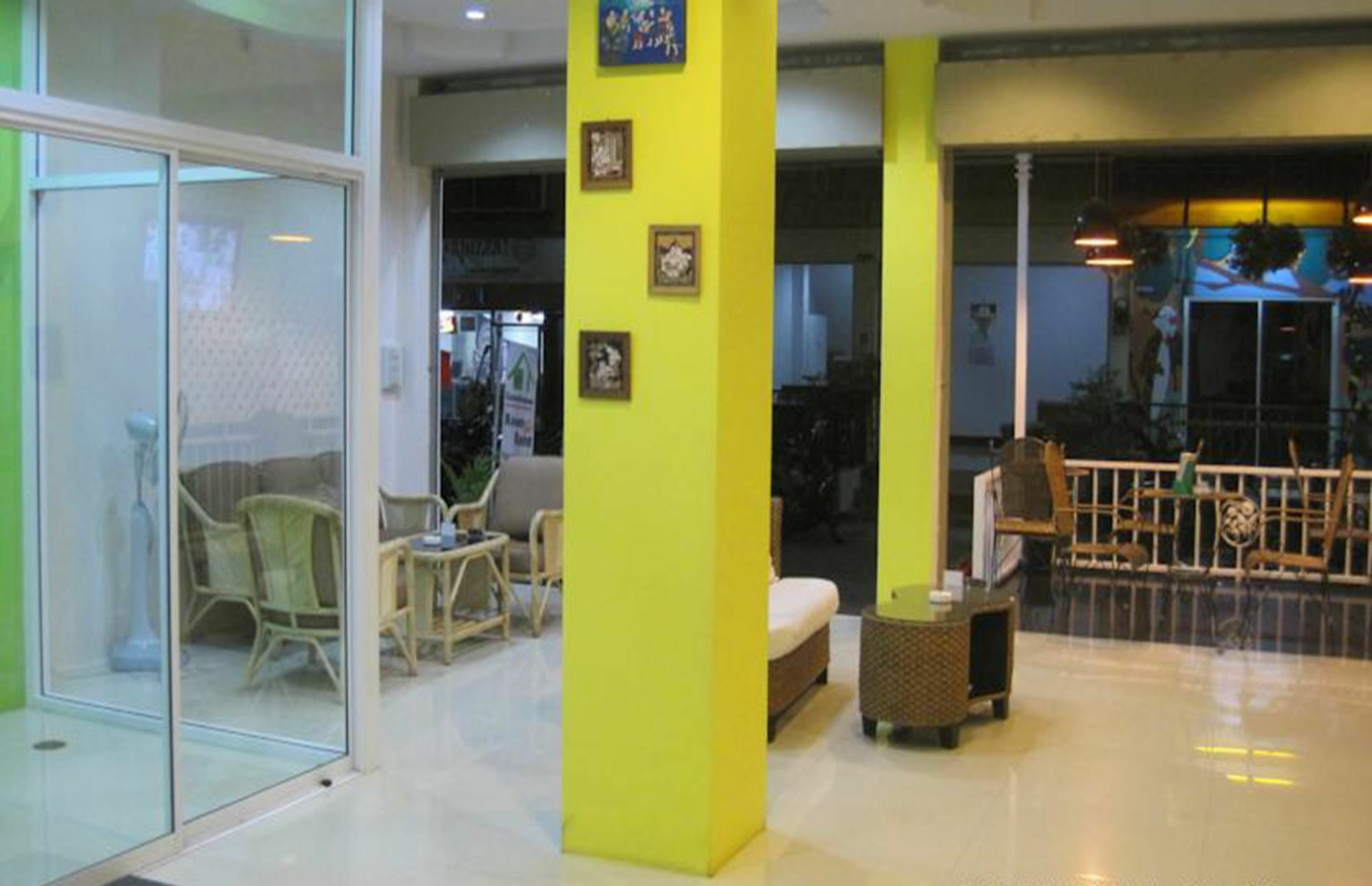 Br-Guesthouse Pattaya Ngoại thất bức ảnh