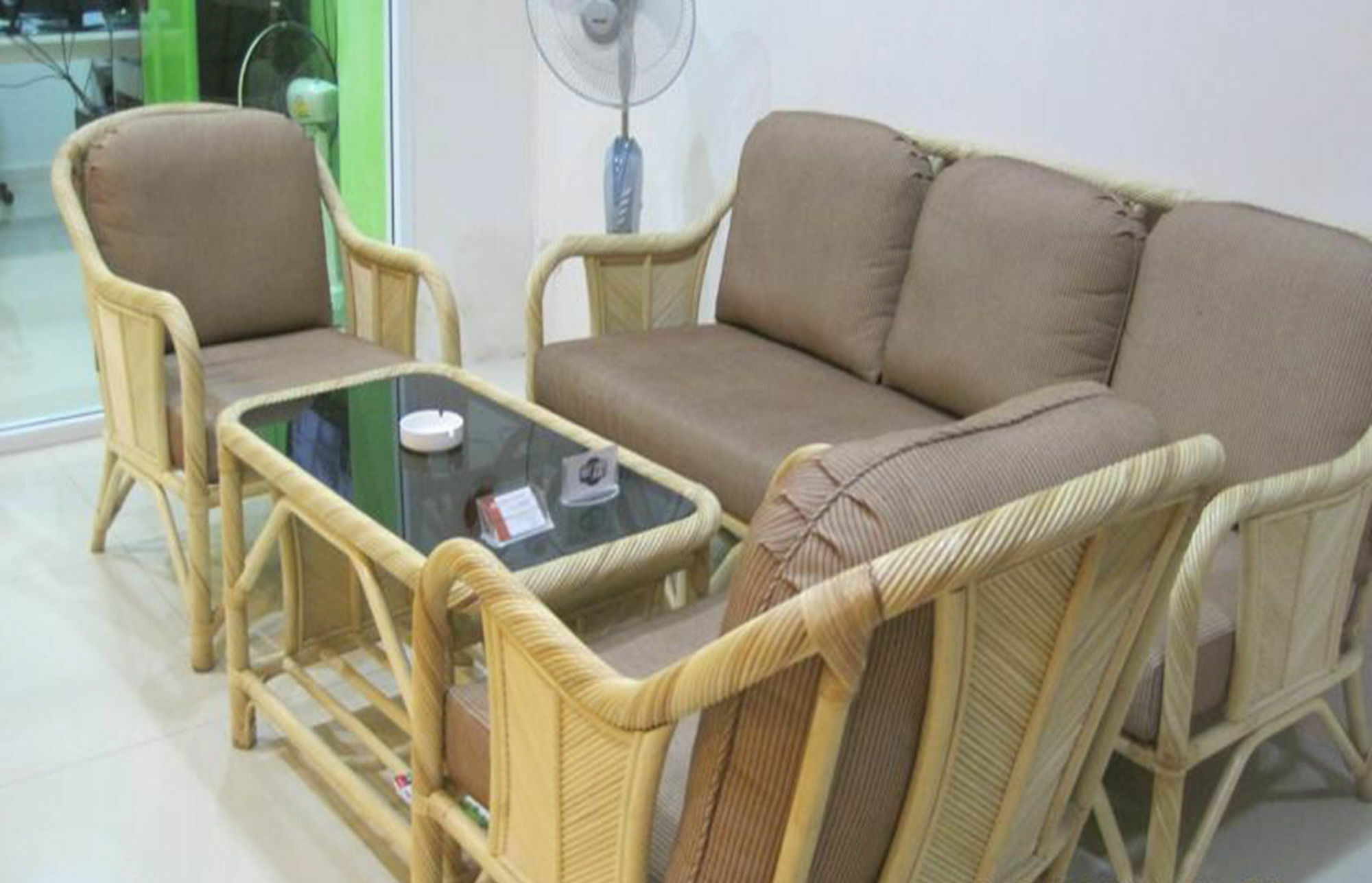 Br-Guesthouse Pattaya Ngoại thất bức ảnh